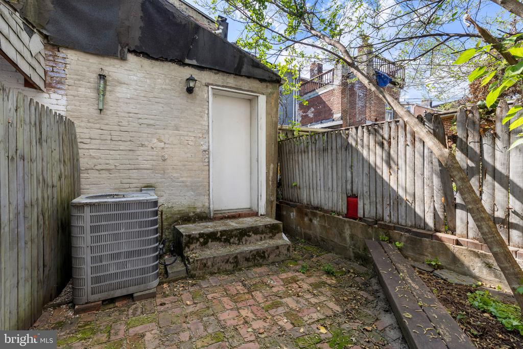 119 POPPLETON STREET