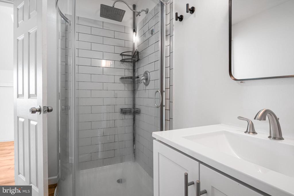 3308 WESTFIELD AVENUE