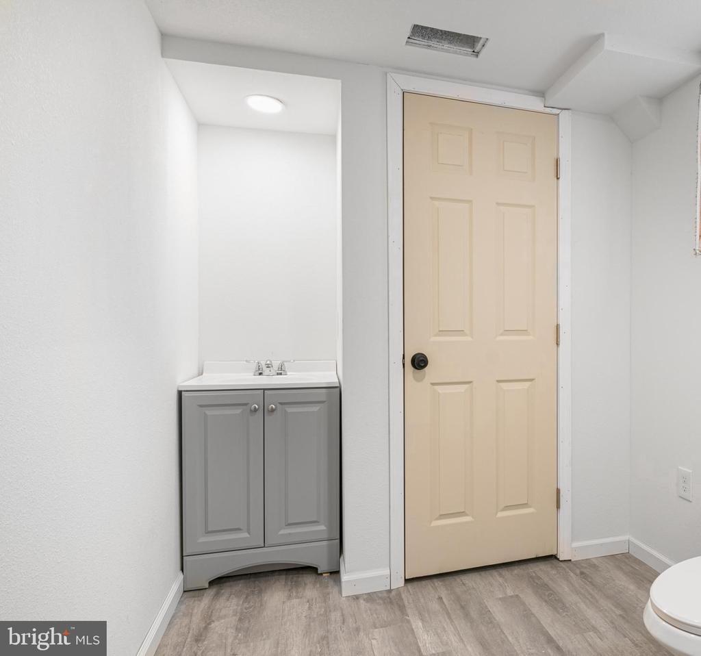 3308 WESTFIELD AVENUE