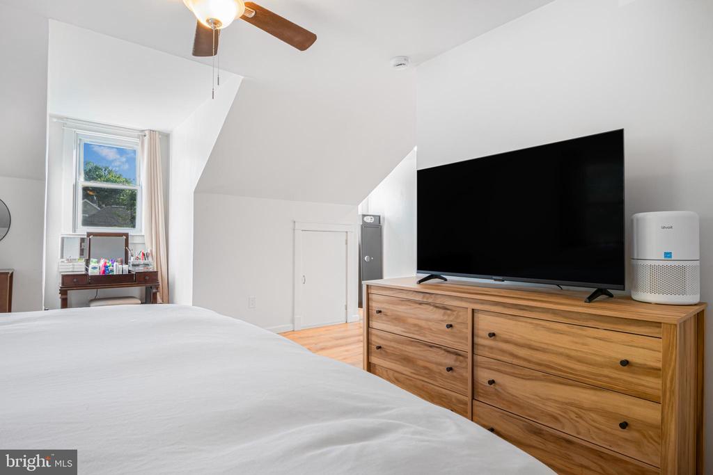 3308 WESTFIELD AVENUE