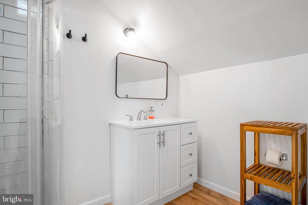 3308 WESTFIELD AVENUE