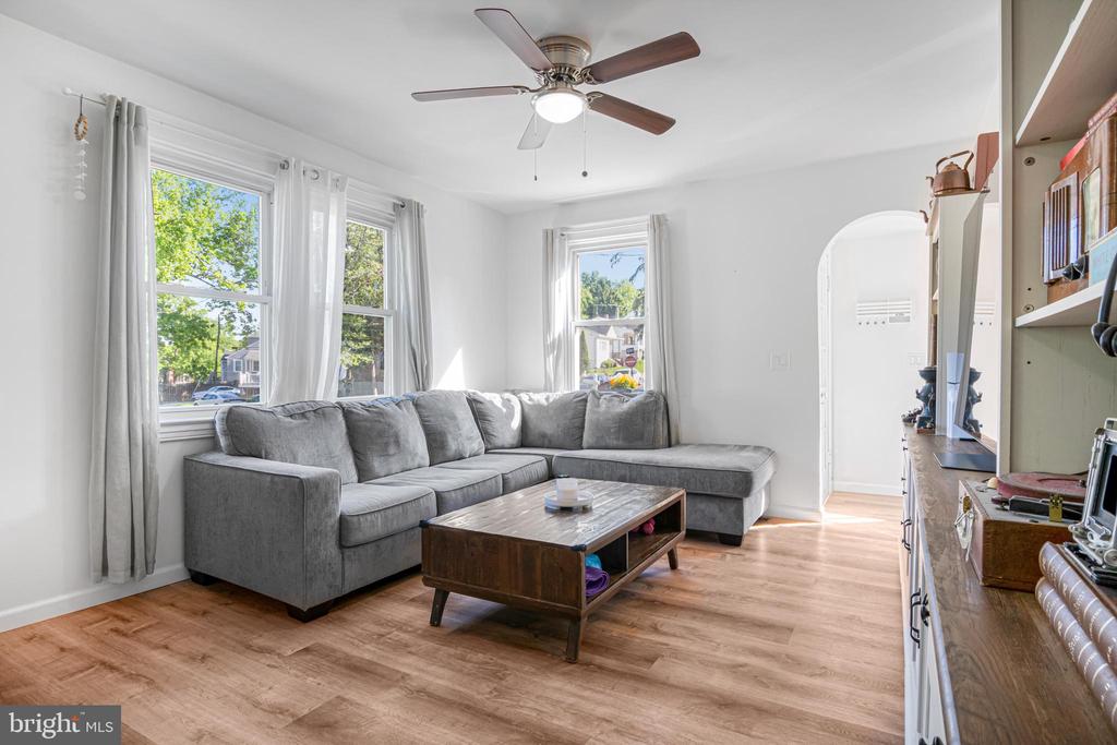 3308 WESTFIELD AVENUE