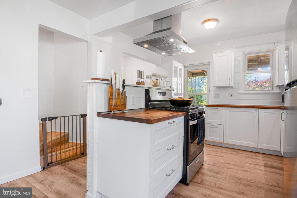 3308 WESTFIELD AVENUE