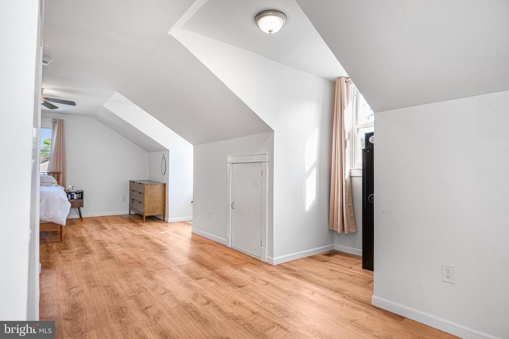 3308 WESTFIELD AVENUE