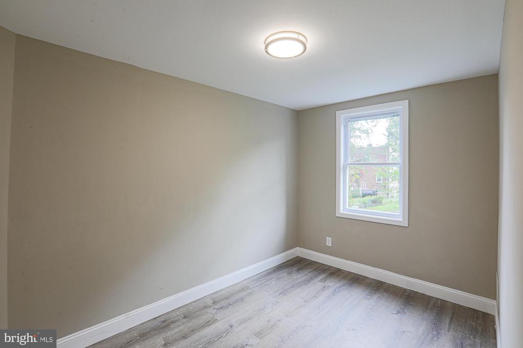 2841 ROUND ROAD
