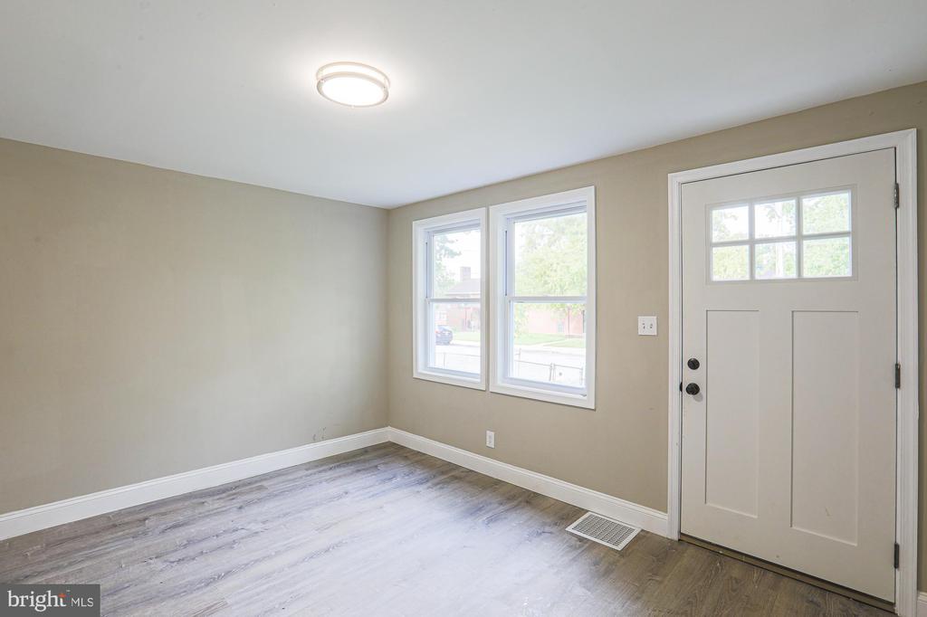 2841 ROUND ROAD