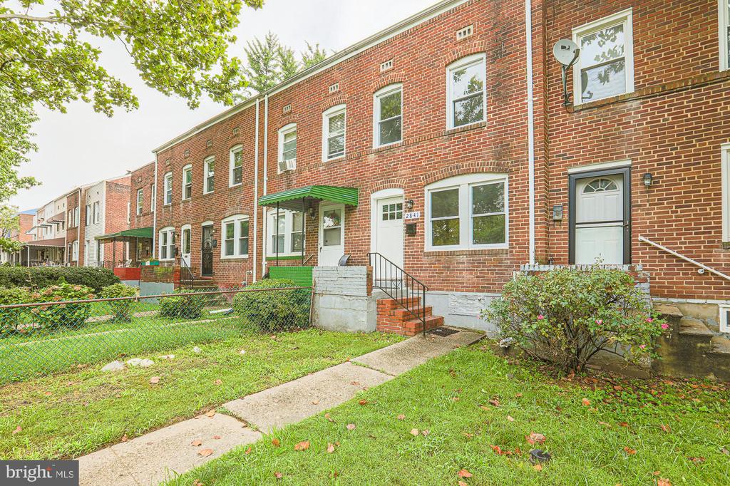 2841 ROUND ROAD