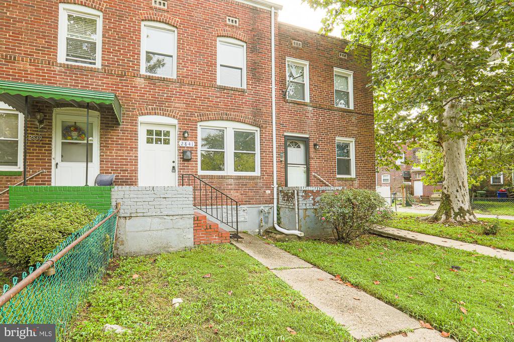 2841 ROUND ROAD