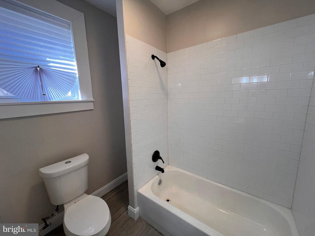4608 YORK ROAD 2