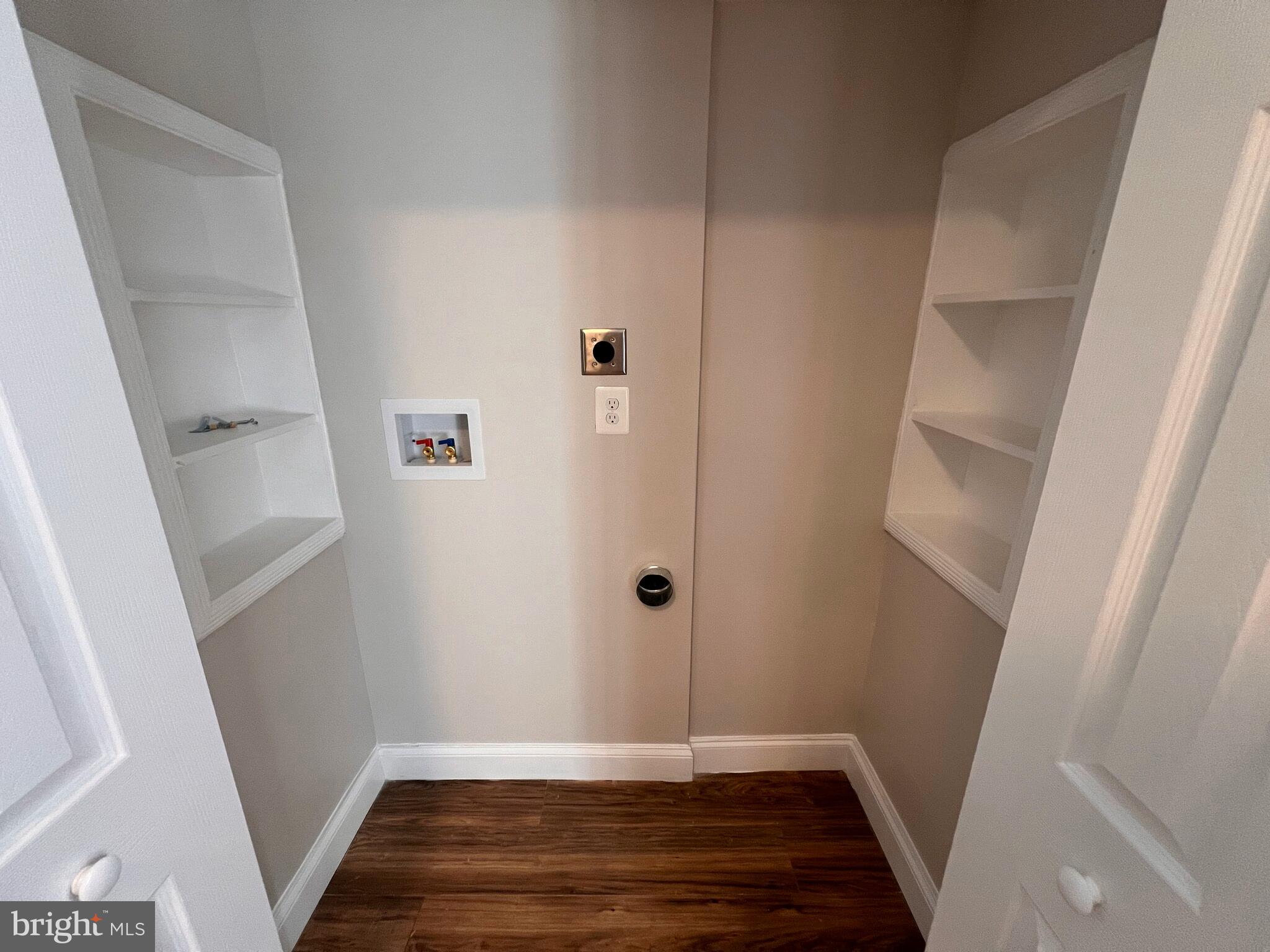 4608 YORK ROAD 2