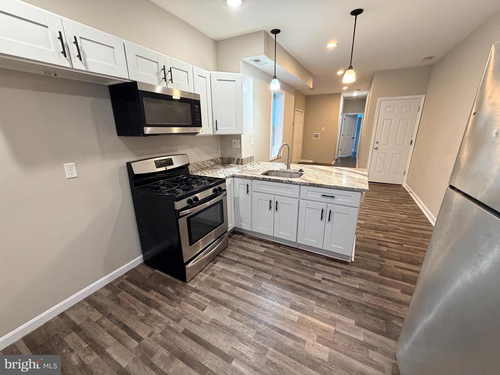 4654 YORK ROAD 2
