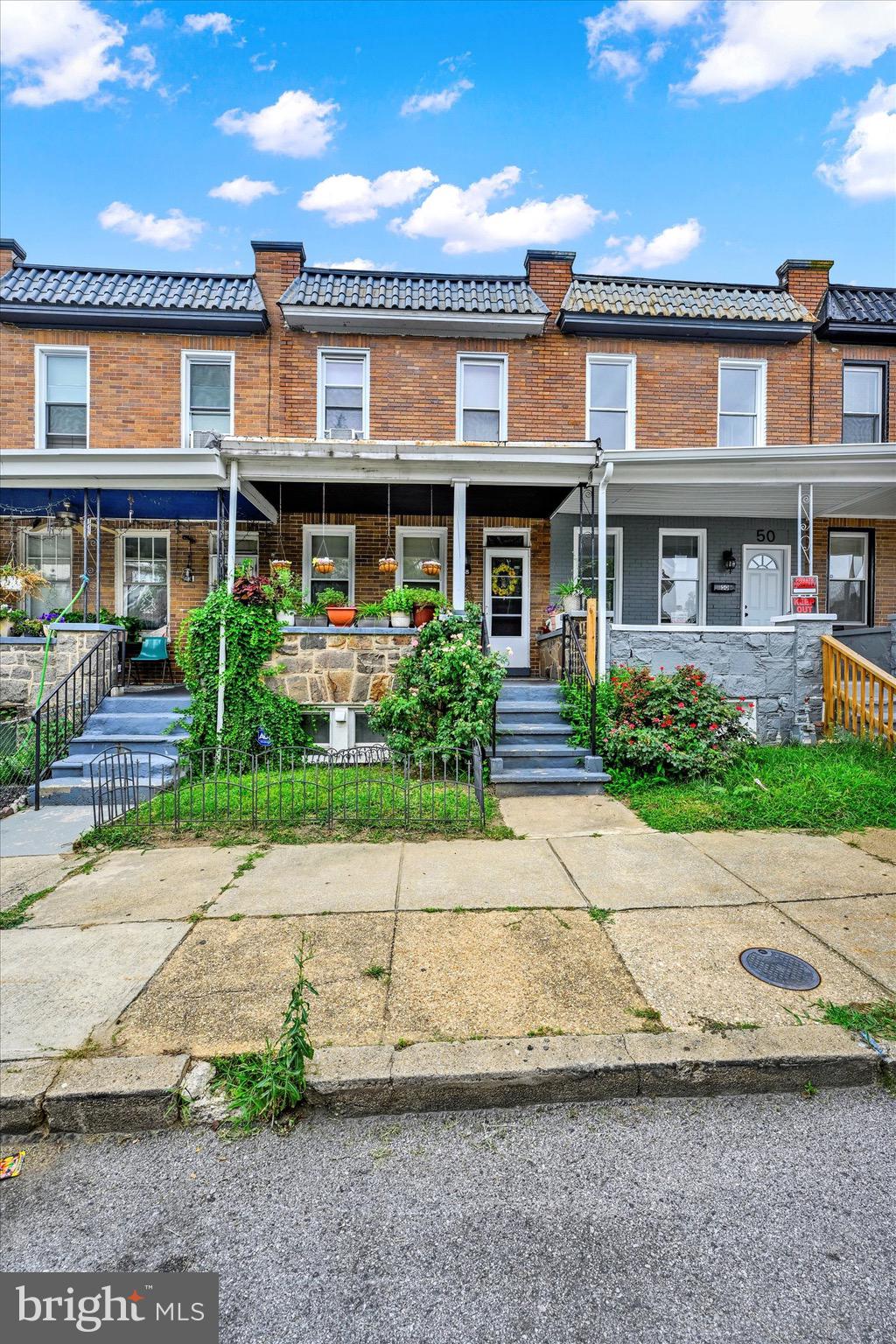 48 N ELLAMONT STREET N