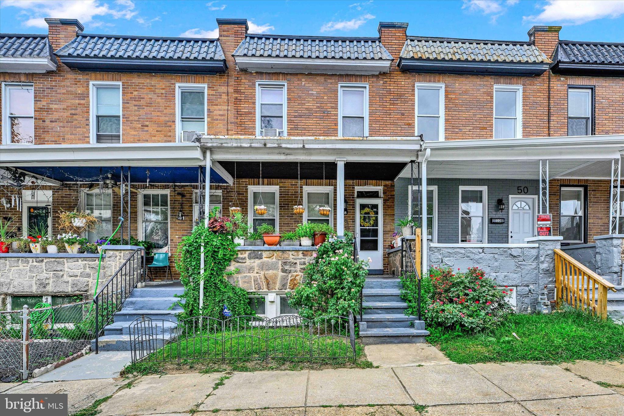 48 N ELLAMONT STREET N