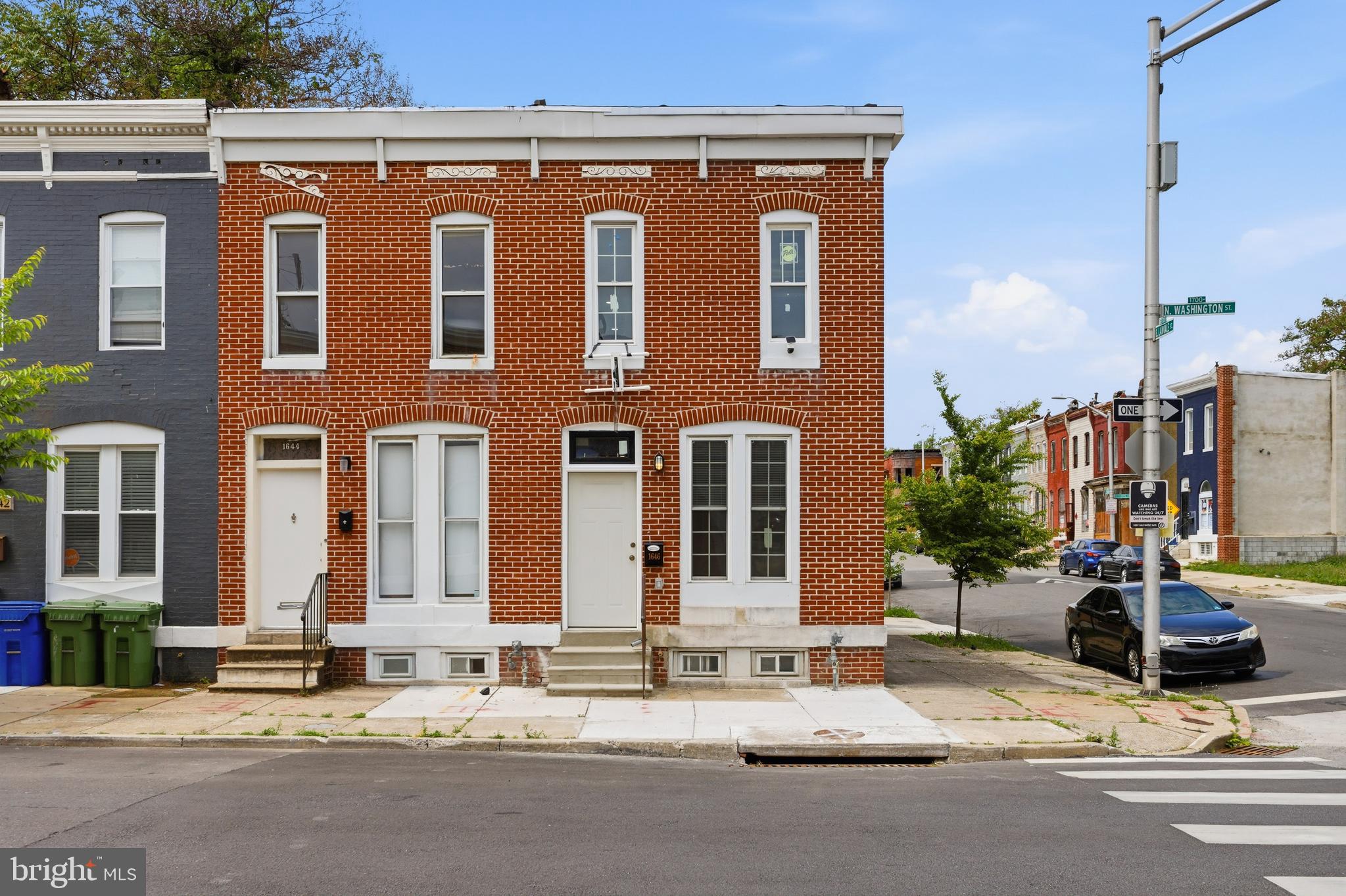 1646 N WASHINGTON STREET