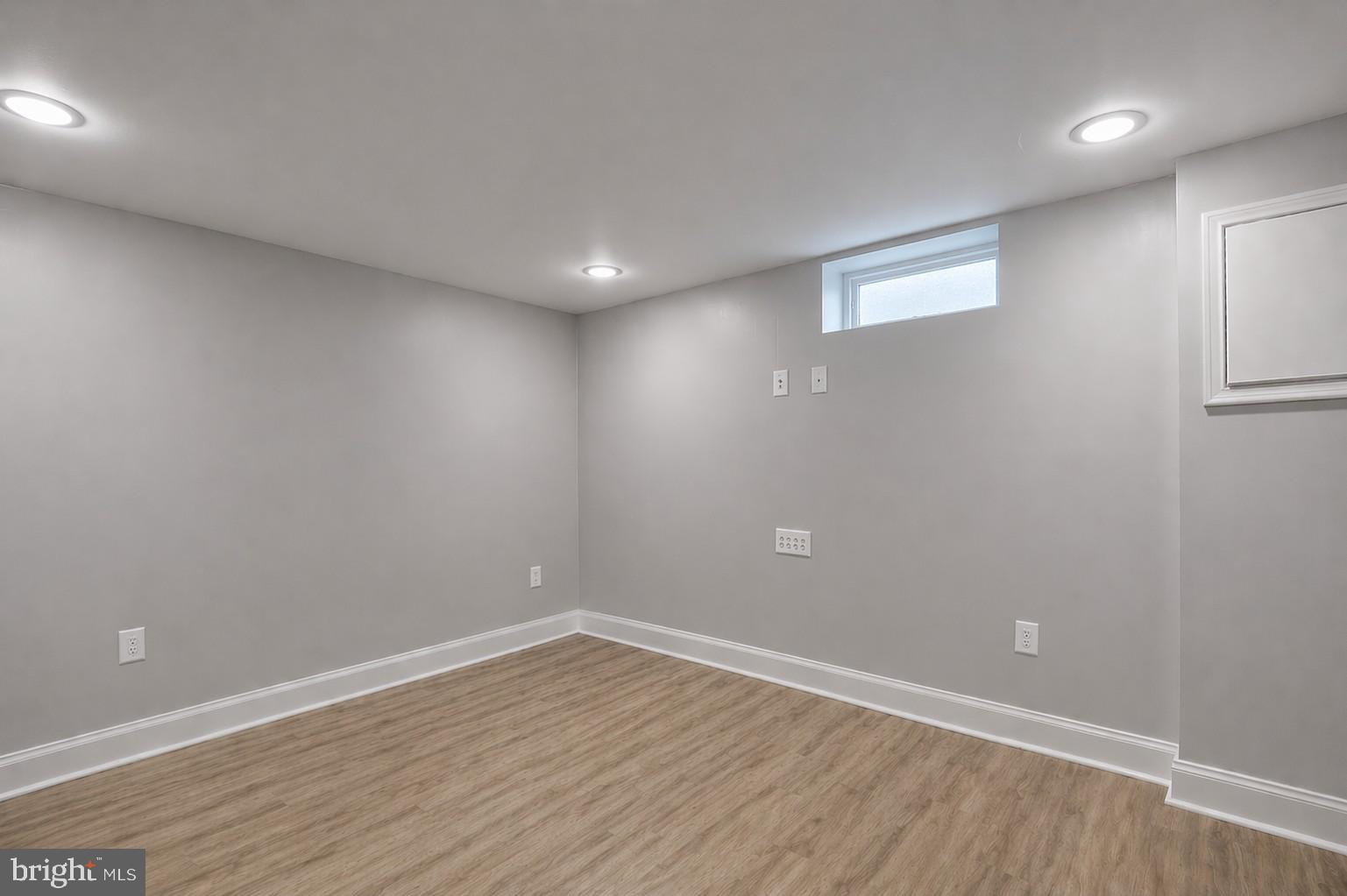 5839 BENTON HEIGHTS AVENUE 1