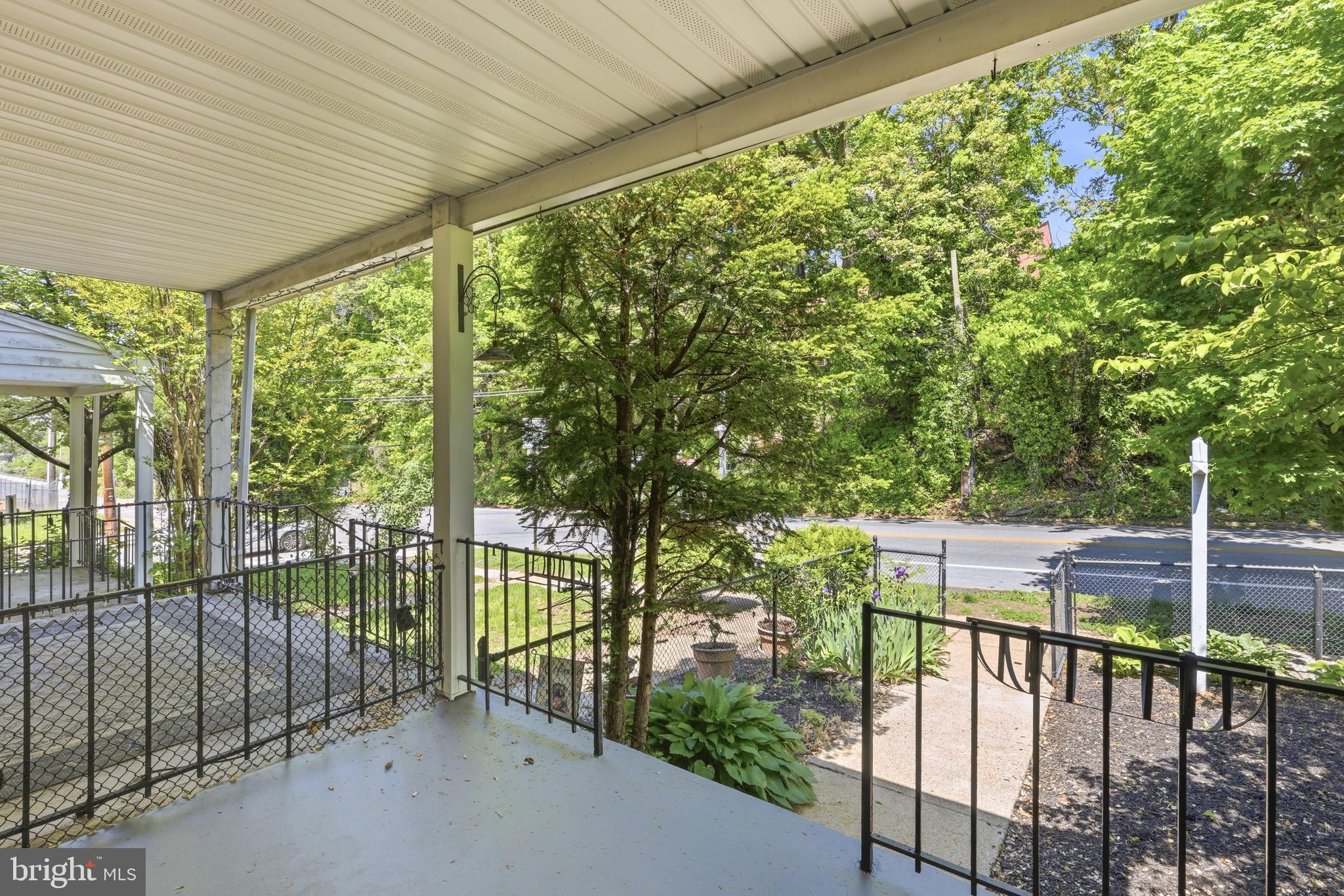 1421 W 41ST STREET W