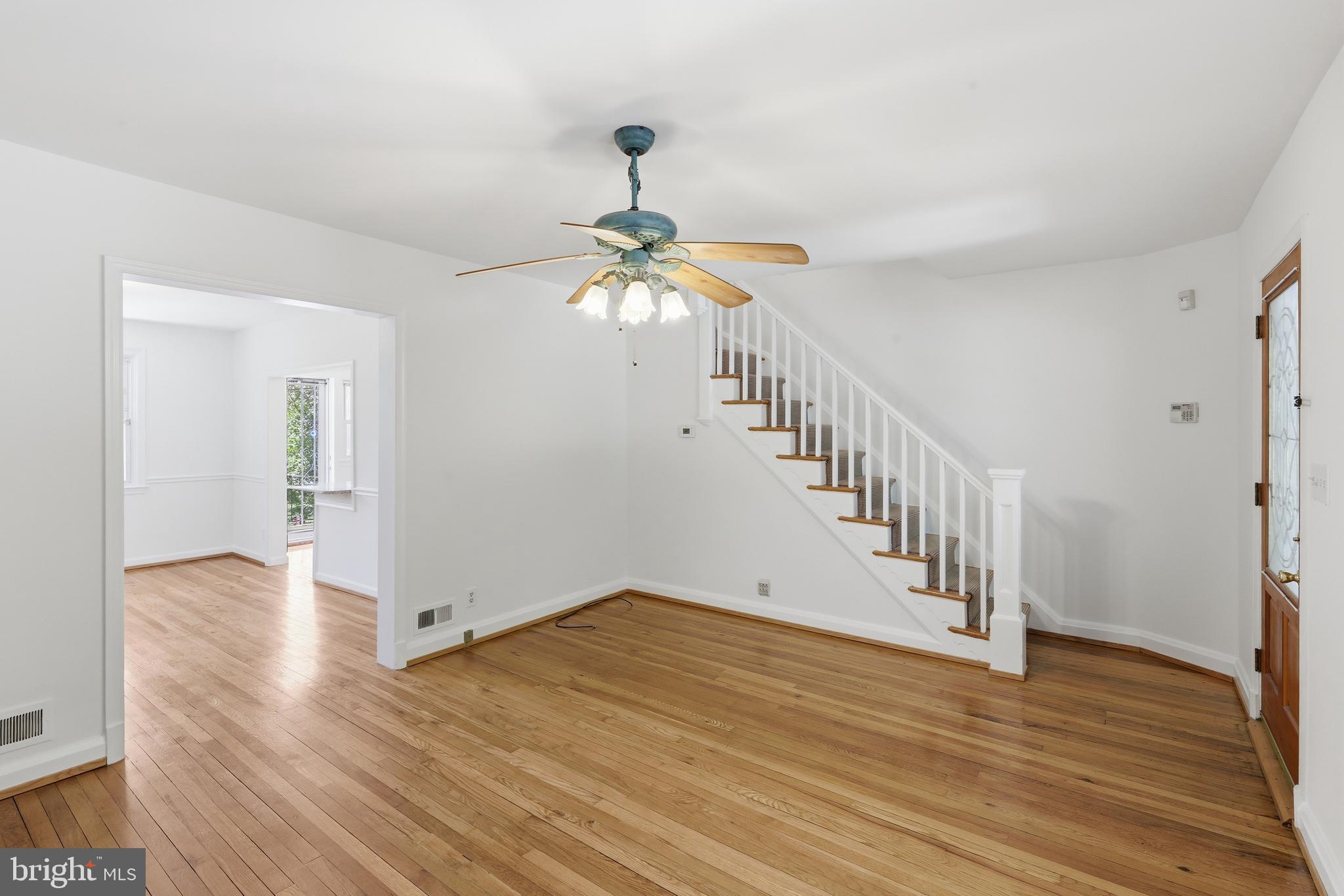 1421 W 41ST STREET W