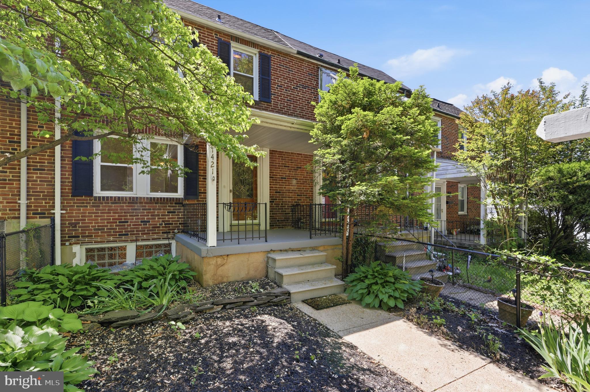 1421 W 41ST STREET W
