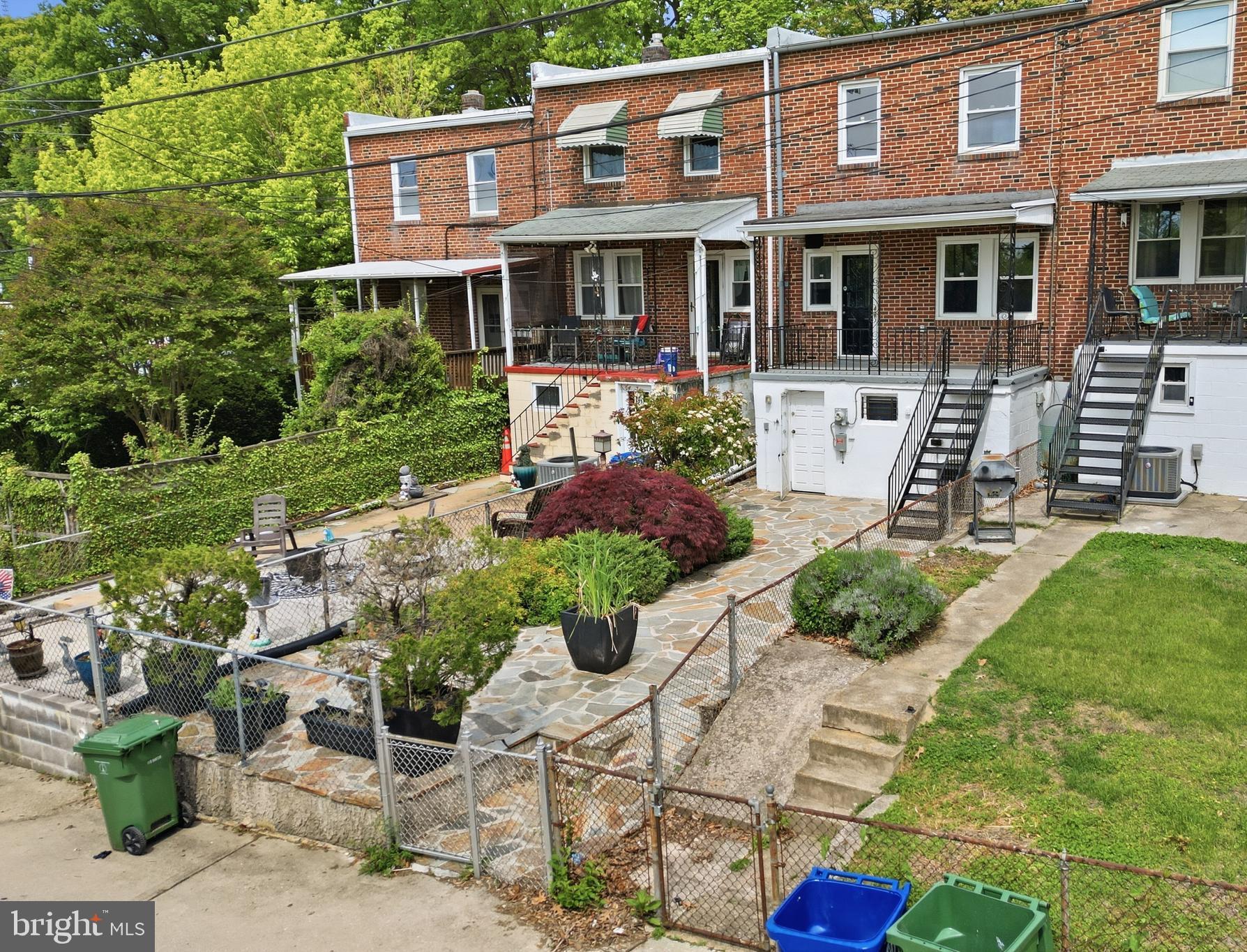 1421 W 41ST STREET W