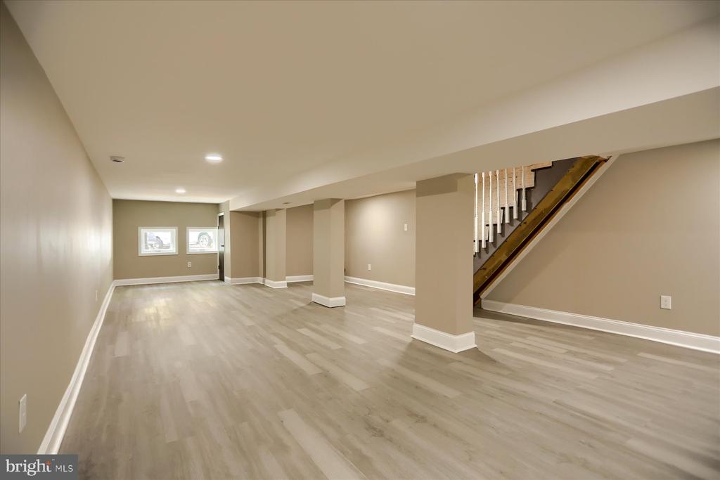 1811 MADISON AVENUE