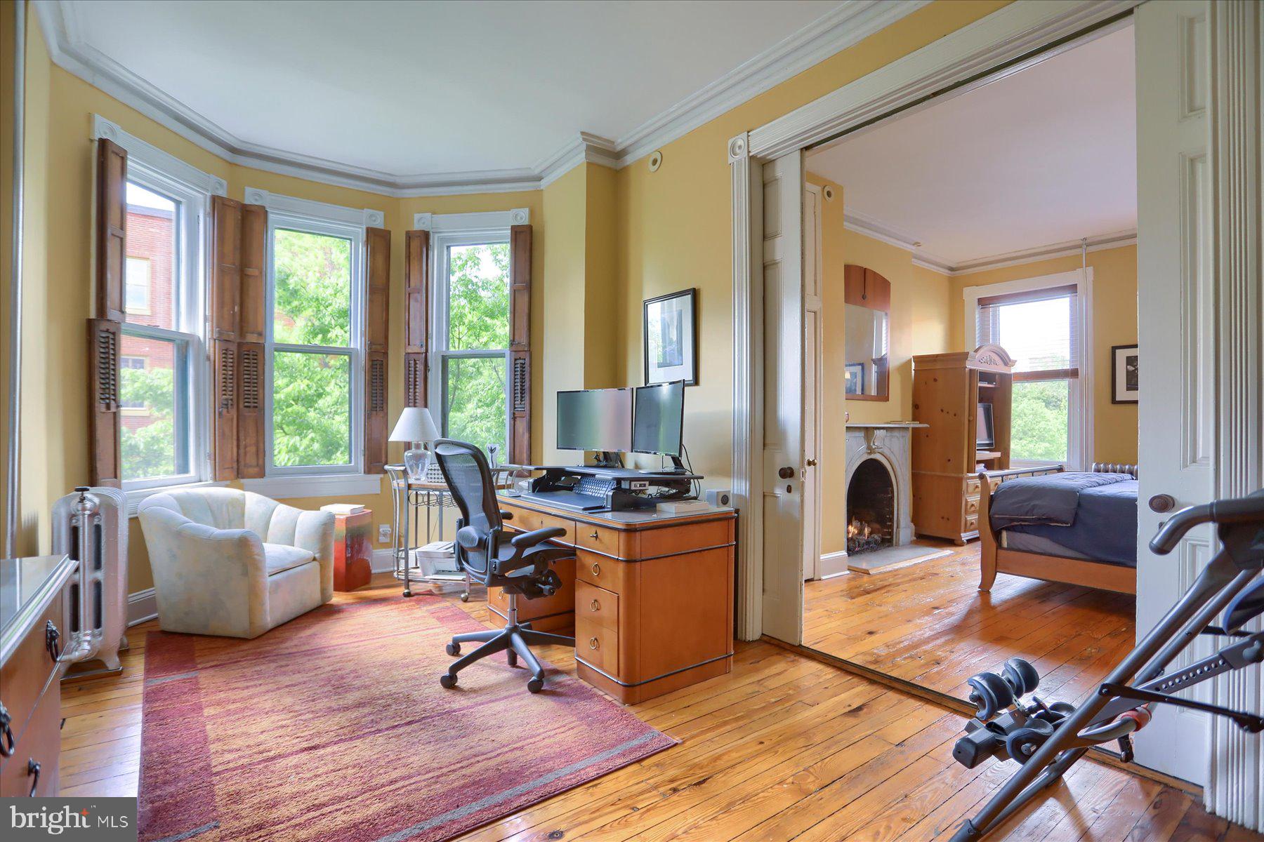 131 W LANVALE STREET