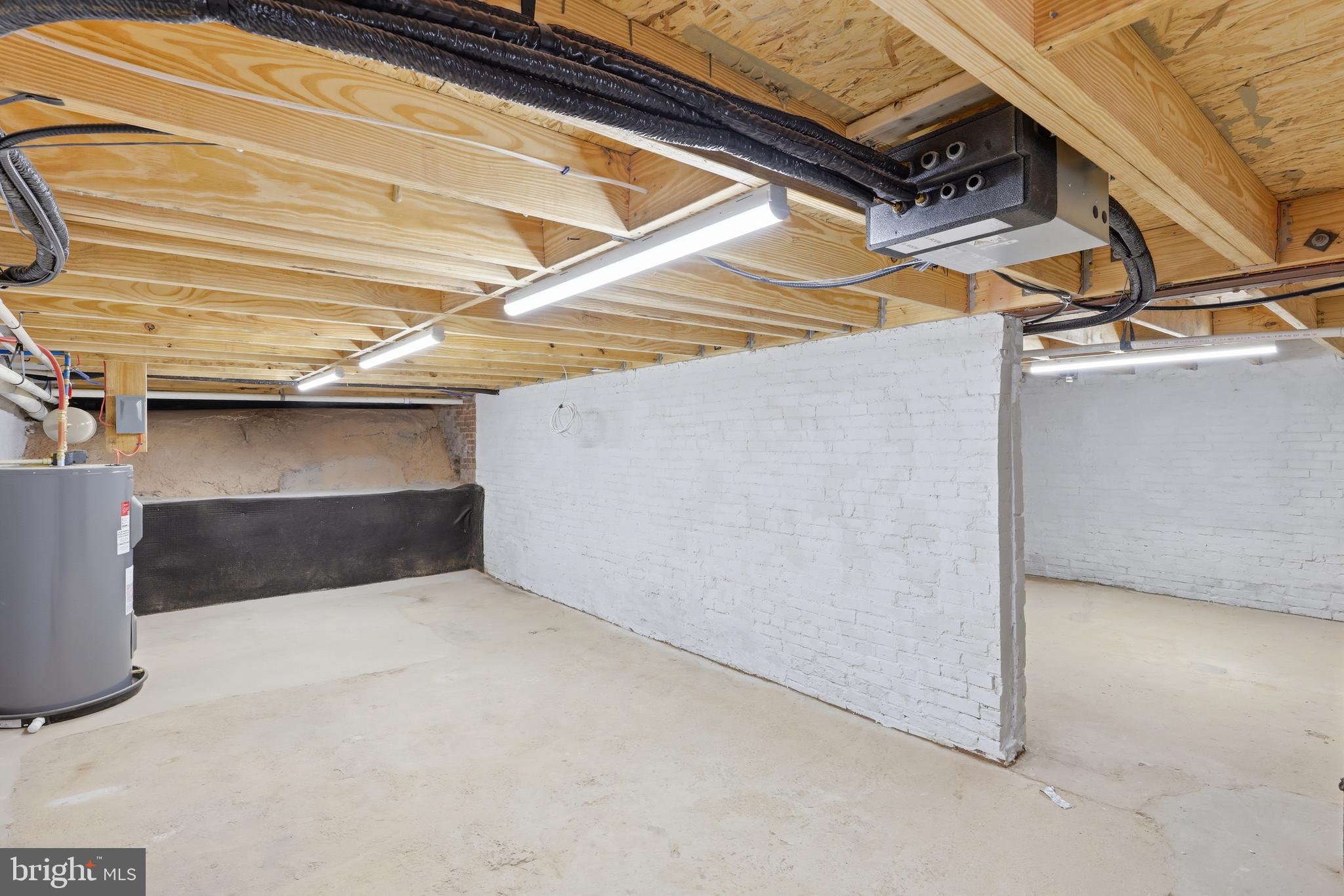710 MURA STREET