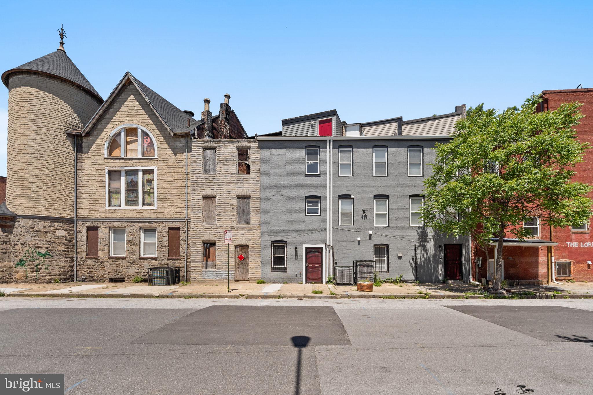 1807 HOLLINS STREET
