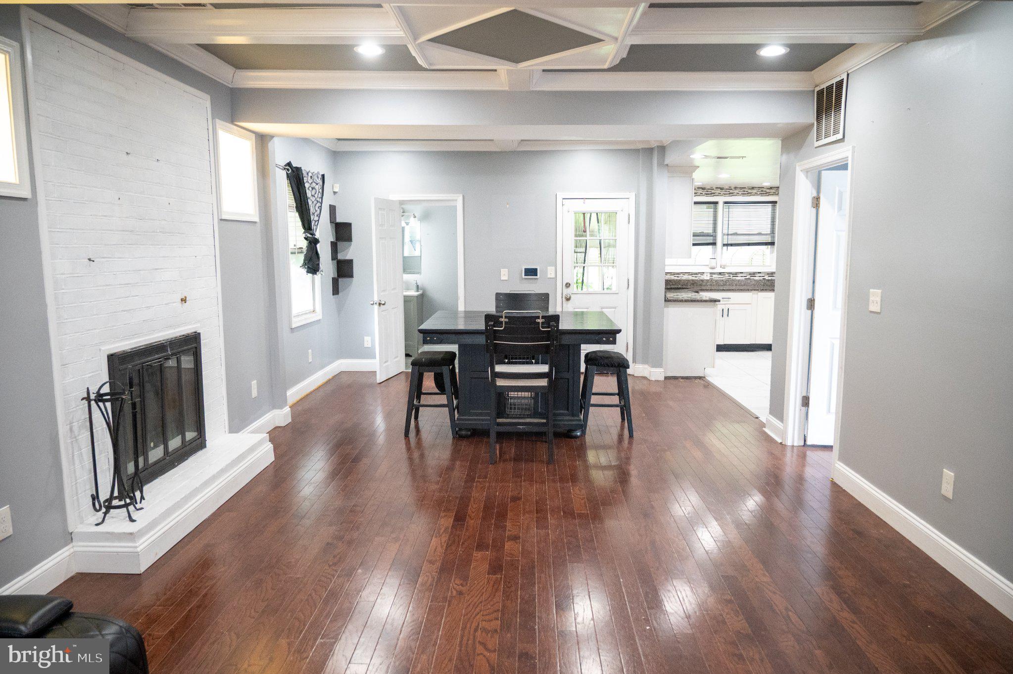 3306 ORLANDO AVENUE
