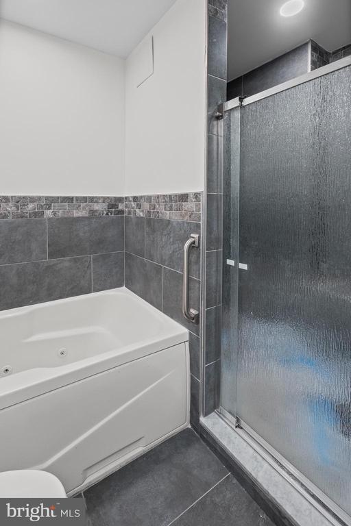 414 WATER STREET 2903