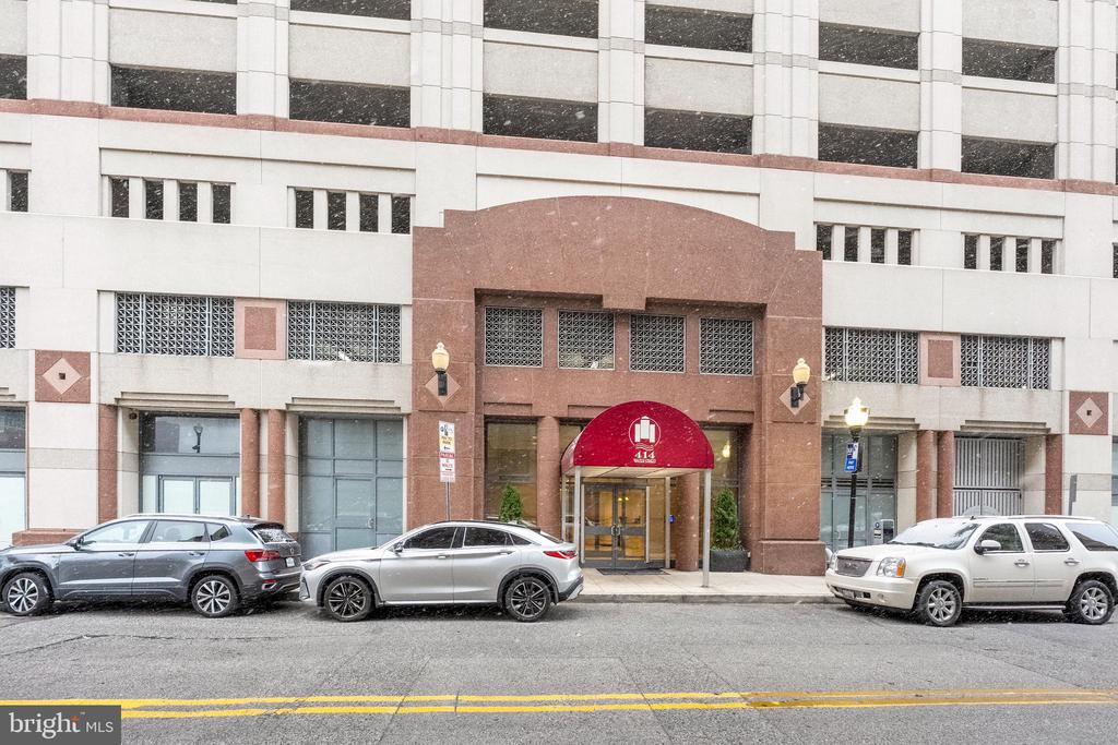414 WATER STREET 2903