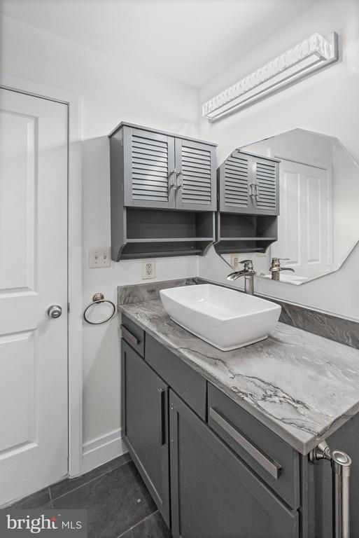 414 WATER STREET 2903