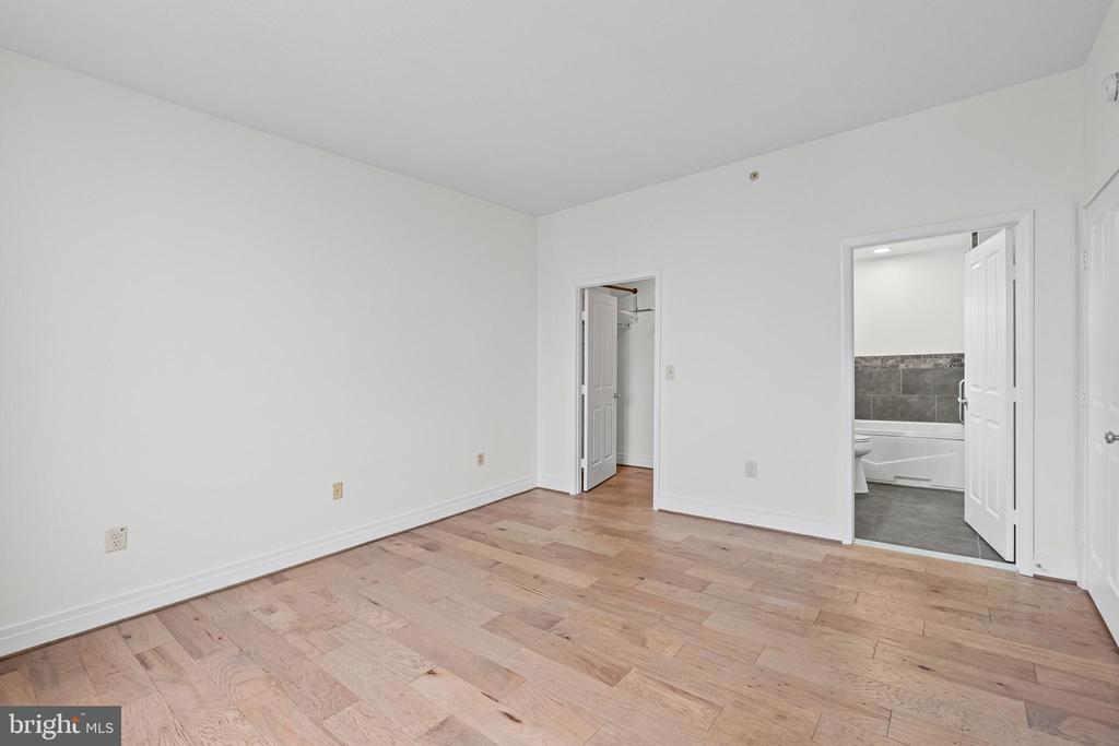 414 WATER STREET 2903