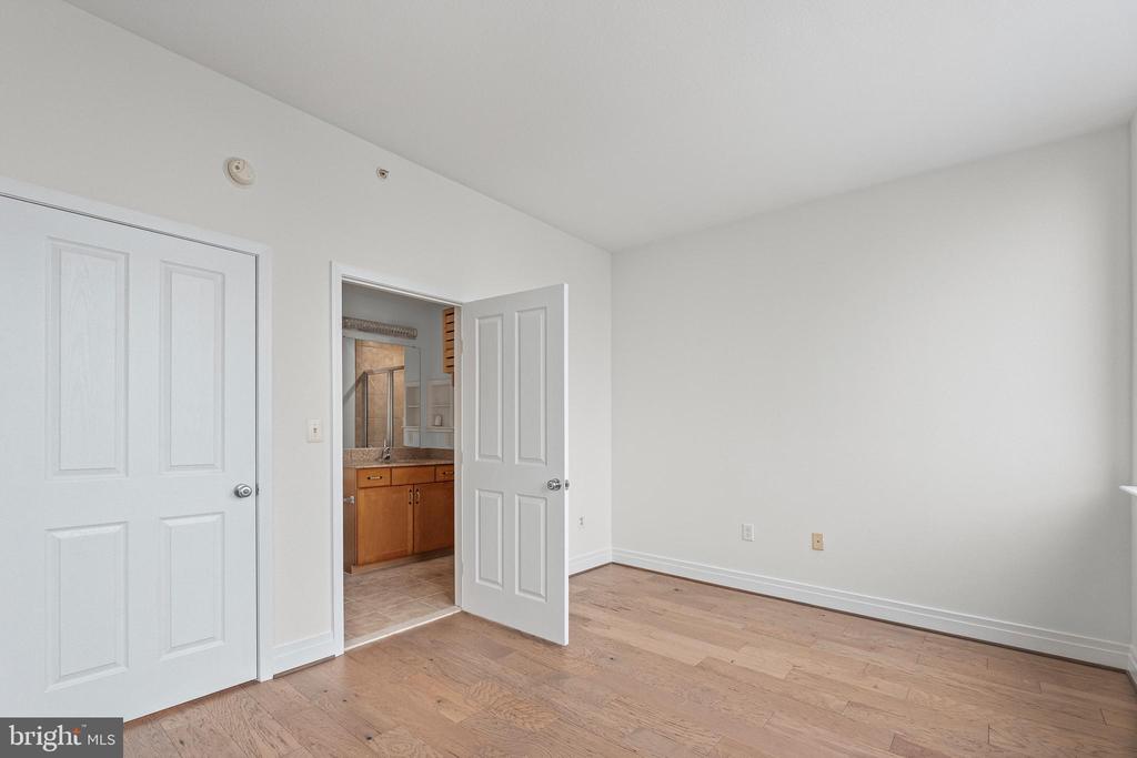 414 WATER STREET 2903