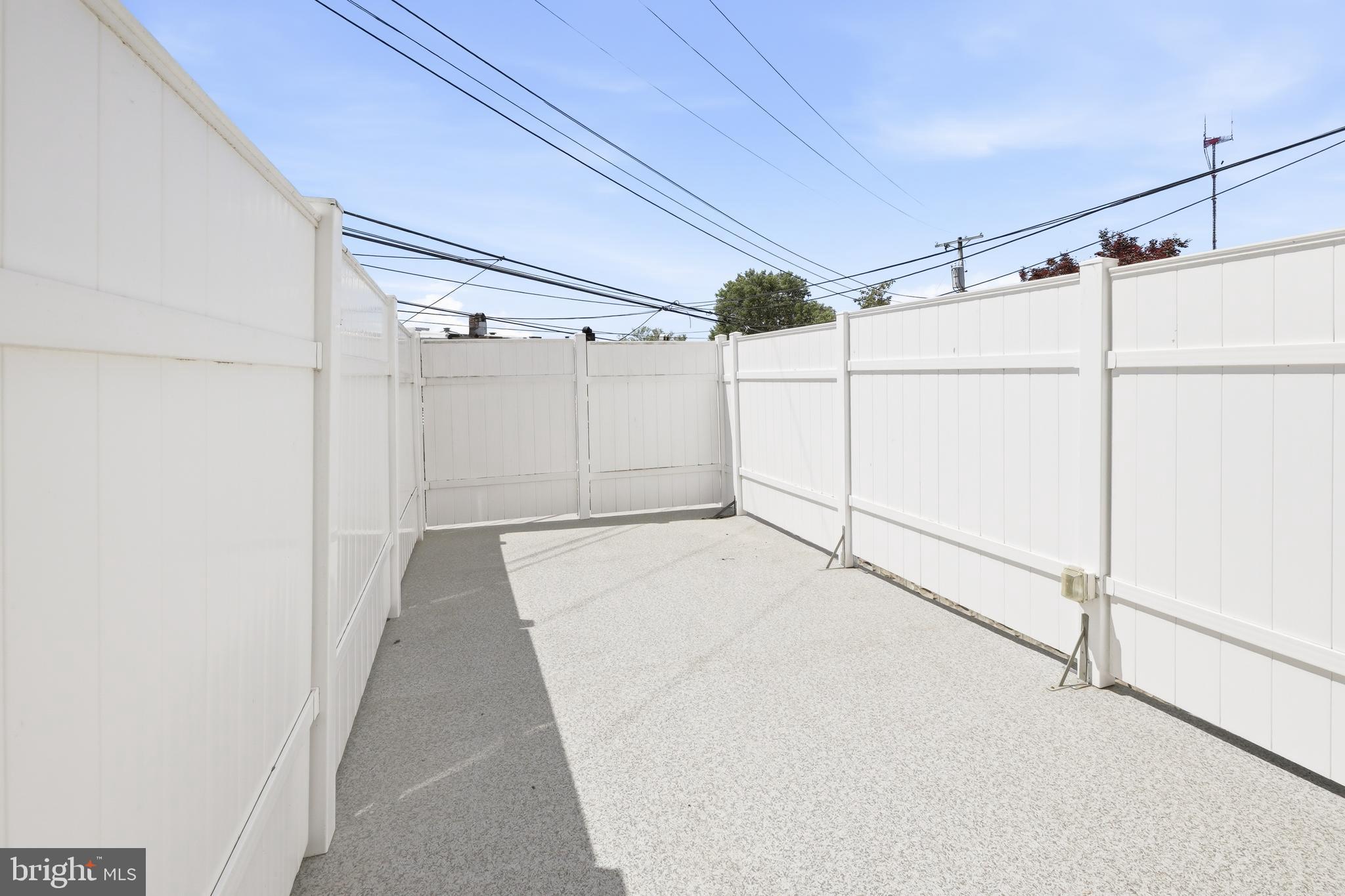 1303 WELDON AVENUE