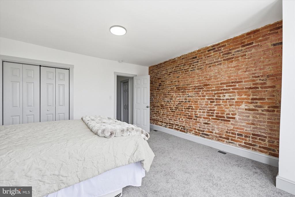 416 E 28TH STREET