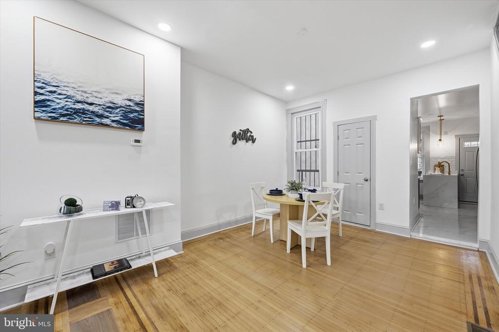 416 E 28TH STREET