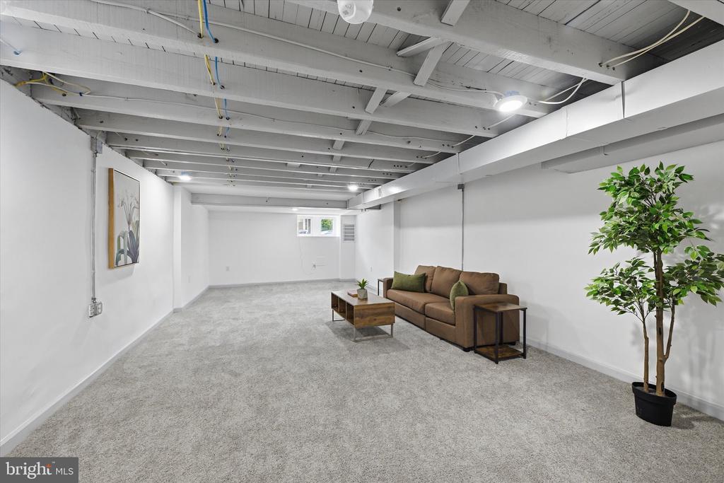 416 E 28TH STREET