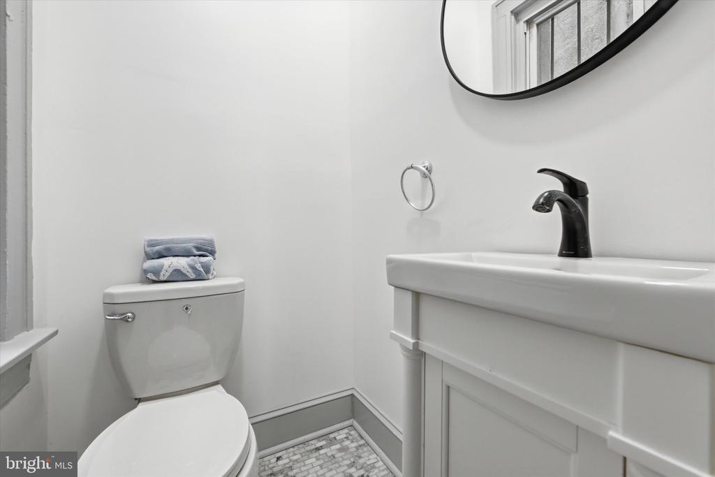 416 E 28TH STREET