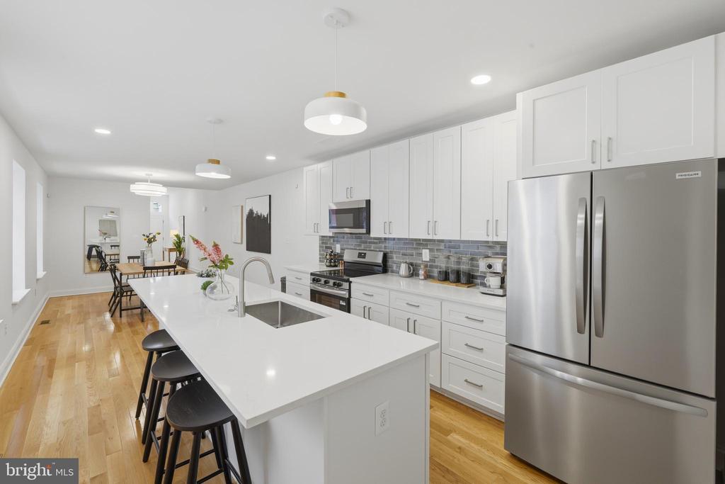 52 S FULTON AVENUE