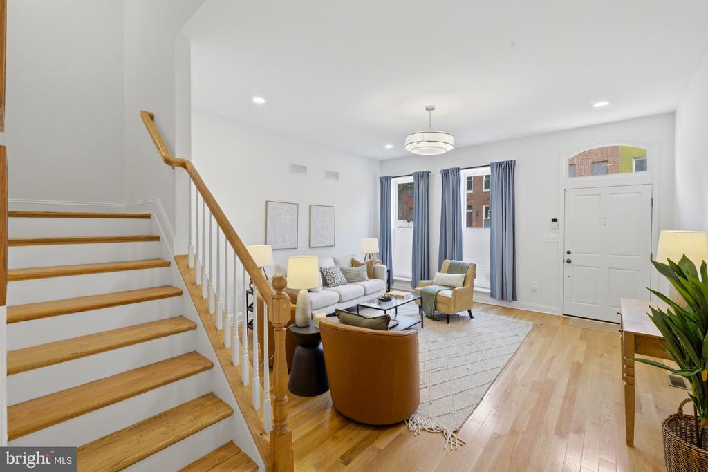 52 S FULTON AVENUE
