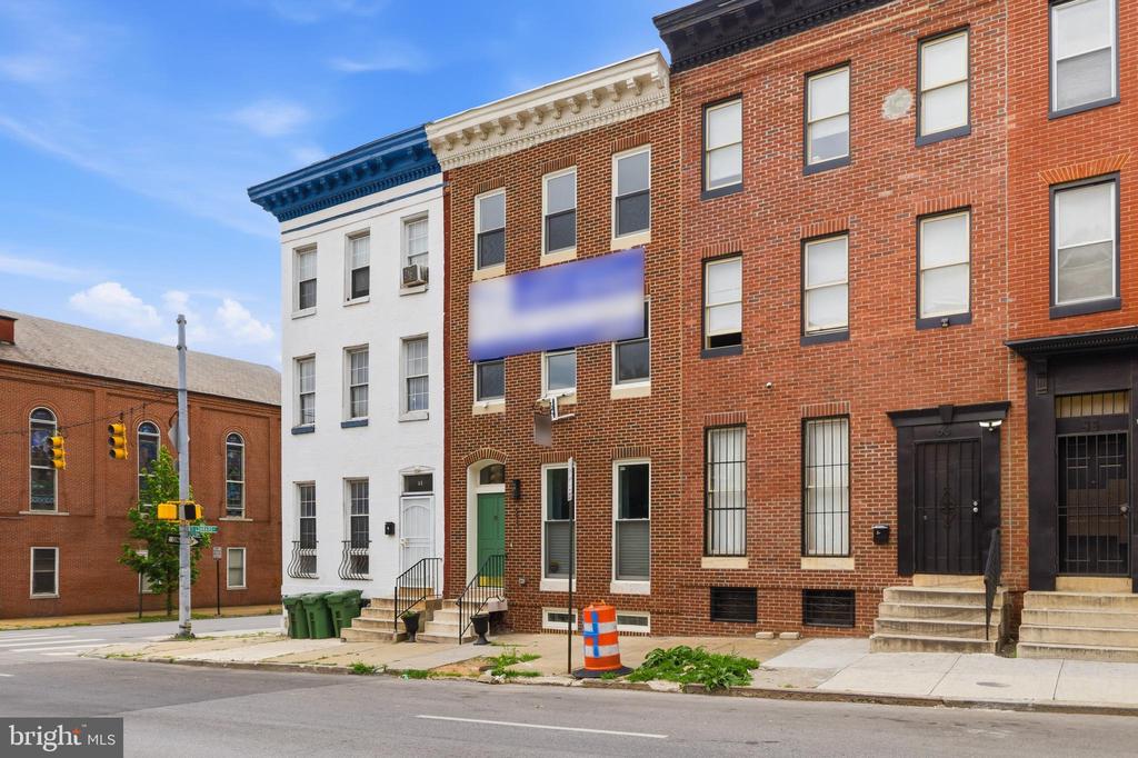 52 S FULTON AVENUE