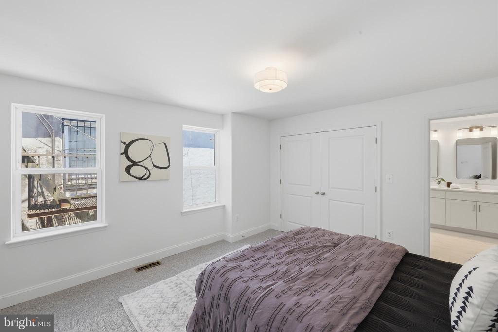 45 S FULTON AVENUE