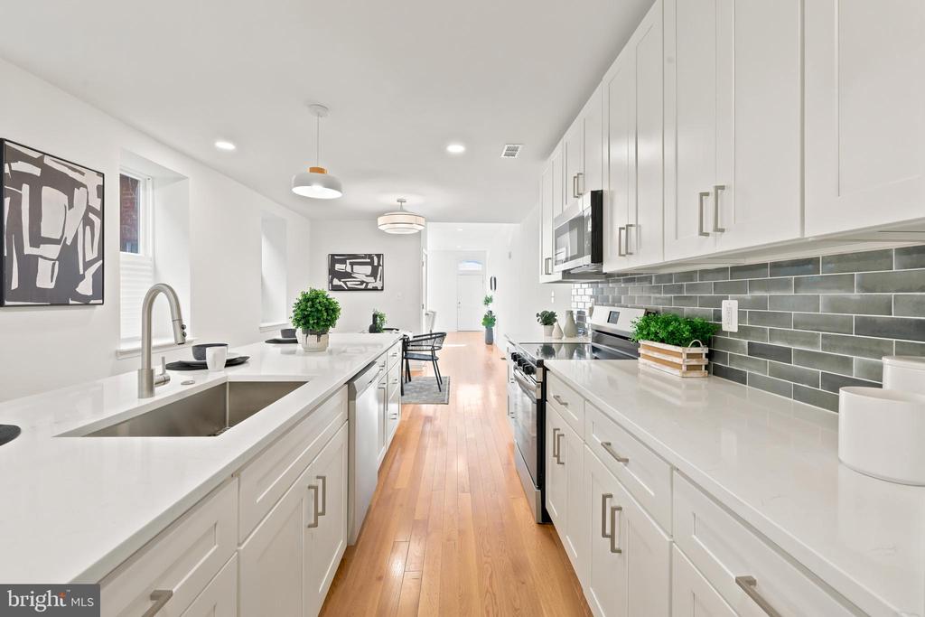 47 S FULTON AVENUE