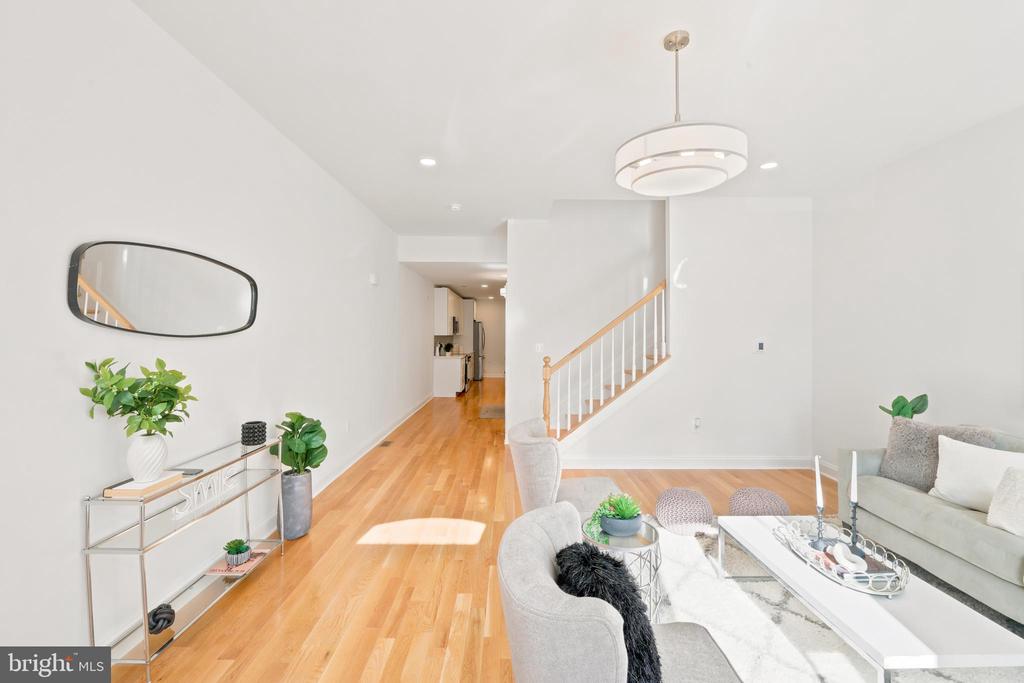 47 S FULTON AVENUE