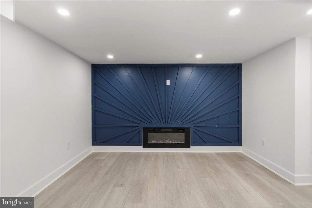 4307 MIAMI PLACE