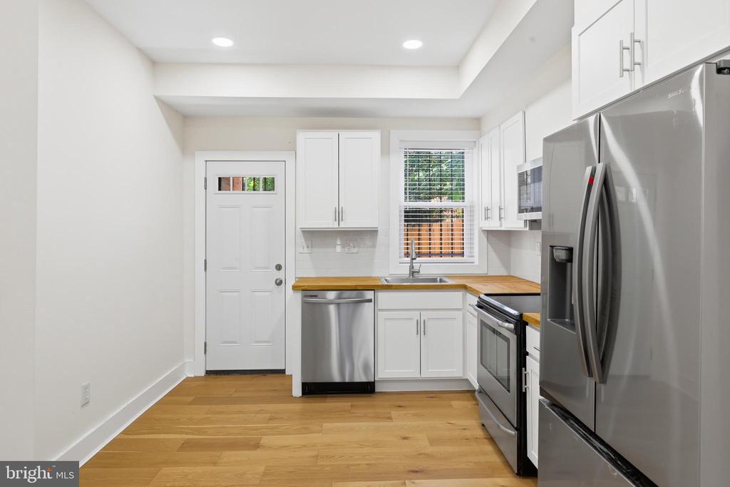 591 ORCHARD STREET
