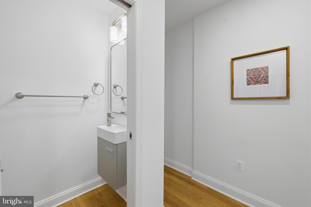 107 FULTON AVENUE S