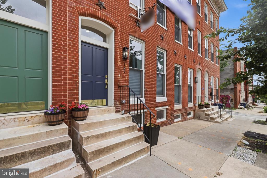 107 FULTON AVENUE S