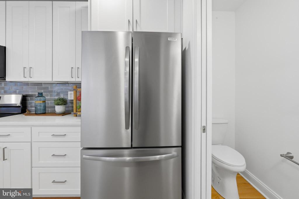 107 FULTON AVENUE S