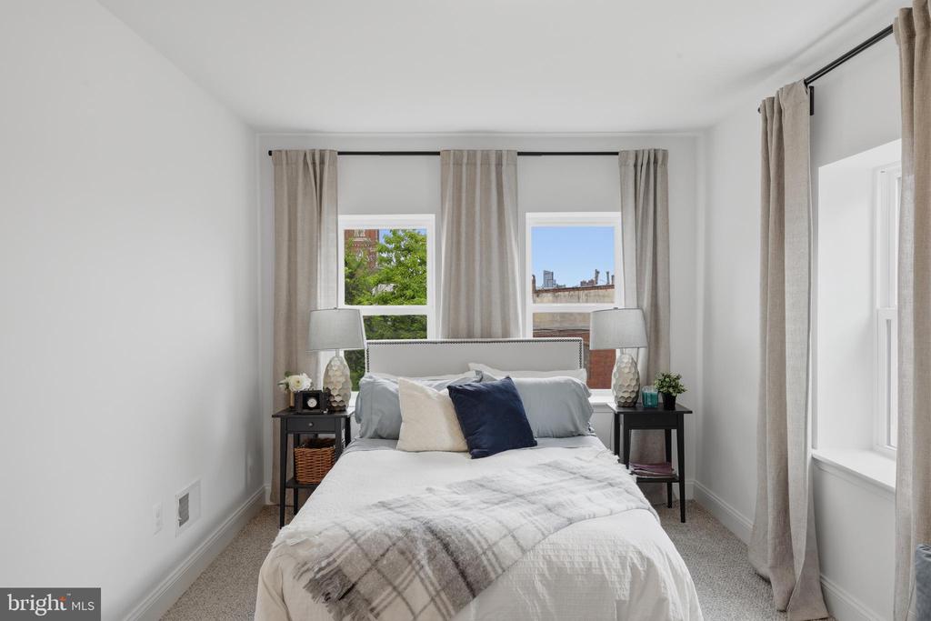 107 FULTON AVENUE S